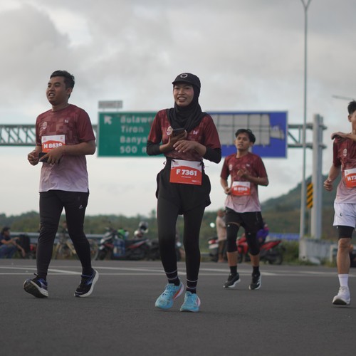 Race photo from KEDIRI HALF MARATHON 2026