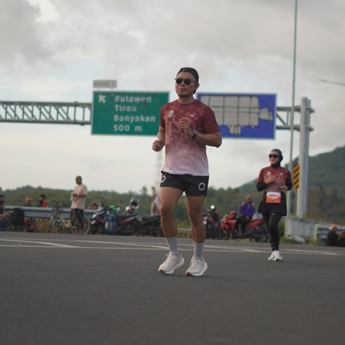 Race photo from KEDIRI HALF MARATHON 2026