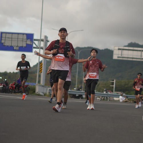 Race photo from KEDIRI HALF MARATHON 2026