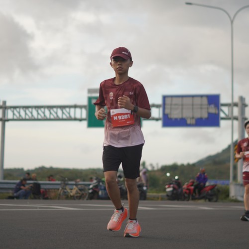 Race photo from KEDIRI HALF MARATHON 2026