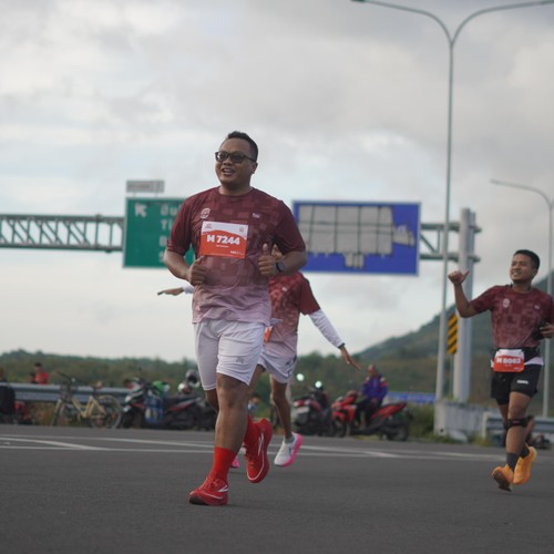 Race photo from KEDIRI HALF MARATHON 2026
