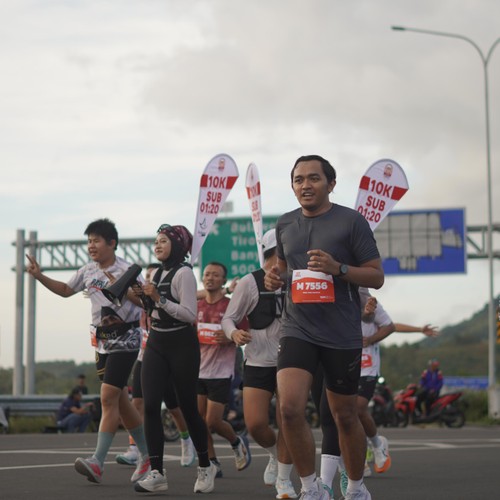 Race photo from KEDIRI HALF MARATHON 2026