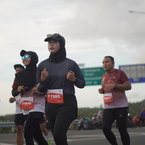 Race photo from KEDIRI HALF MARATHON 2026