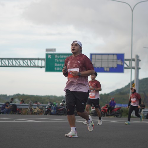 Race photo from KEDIRI HALF MARATHON 2026