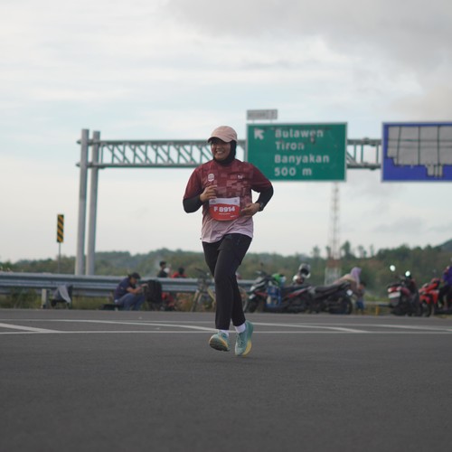 Race photo from KEDIRI HALF MARATHON 2026