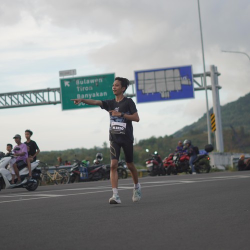 Race photo from KEDIRI HALF MARATHON 2026