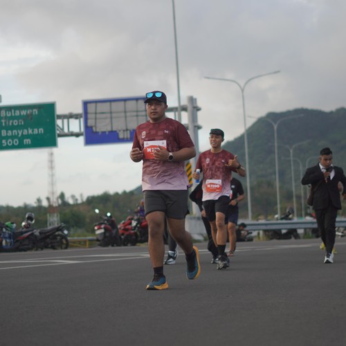 Race photo from KEDIRI HALF MARATHON 2026