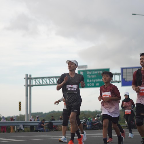 Race photo from KEDIRI HALF MARATHON 2026