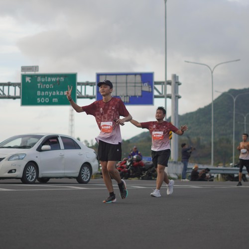 Race photo from KEDIRI HALF MARATHON 2026