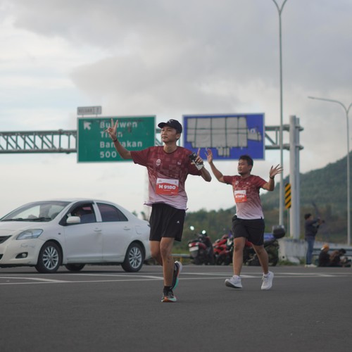 Race photo from KEDIRI HALF MARATHON 2026