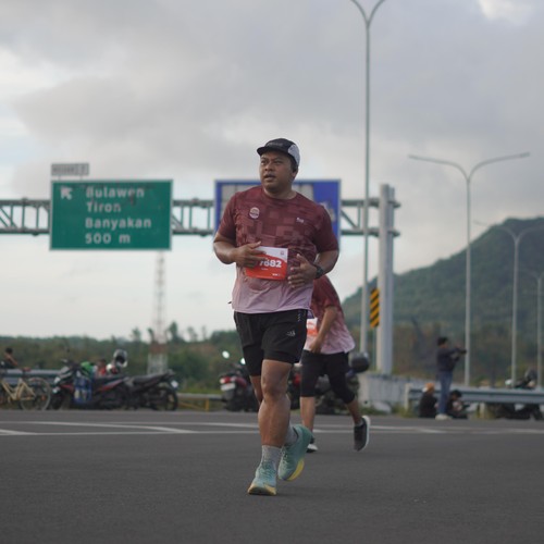 Race photo from KEDIRI HALF MARATHON 2026