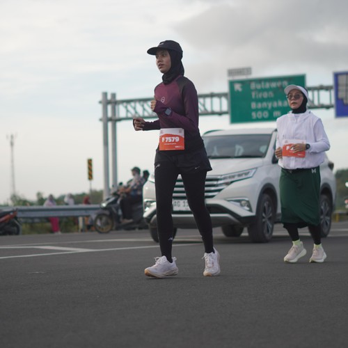Race photo from KEDIRI HALF MARATHON 2026