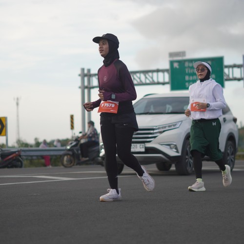Race photo from KEDIRI HALF MARATHON 2026