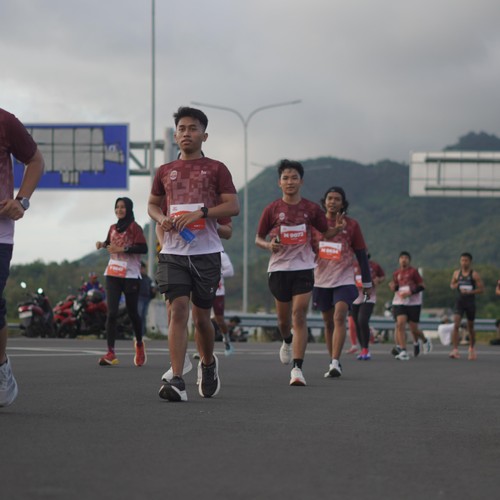 Race photo from KEDIRI HALF MARATHON 2026