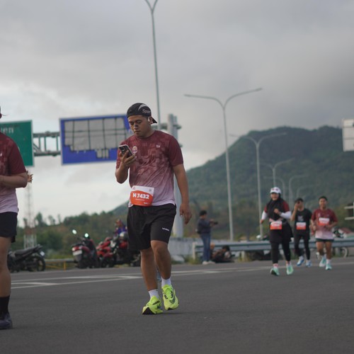Race photo from KEDIRI HALF MARATHON 2026