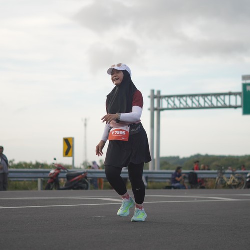 Race photo from KEDIRI HALF MARATHON 2026