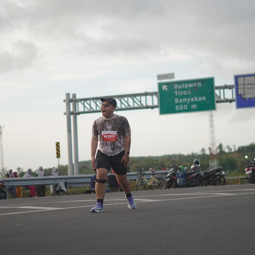 Race photo from KEDIRI HALF MARATHON 2026
