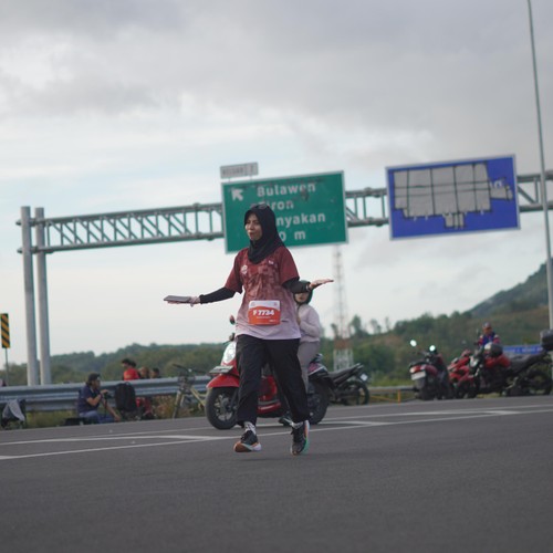 Race photo from KEDIRI HALF MARATHON 2026