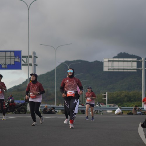 Race photo from KEDIRI HALF MARATHON 2026