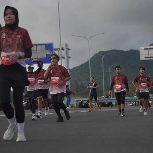 Race photo from KEDIRI HALF MARATHON 2026