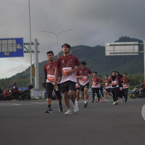 Race photo from KEDIRI HALF MARATHON 2026