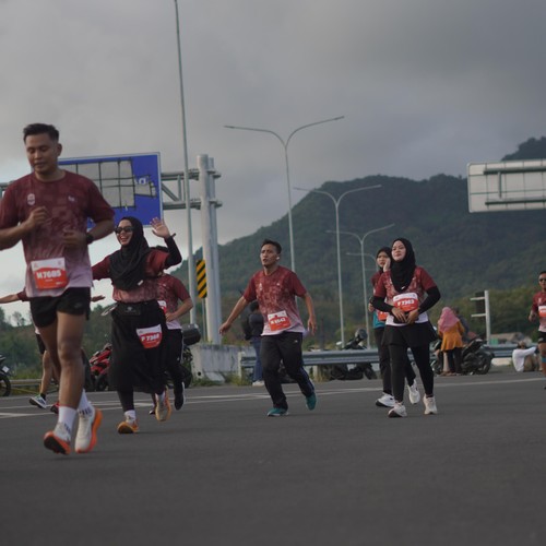 Race photo from KEDIRI HALF MARATHON 2026
