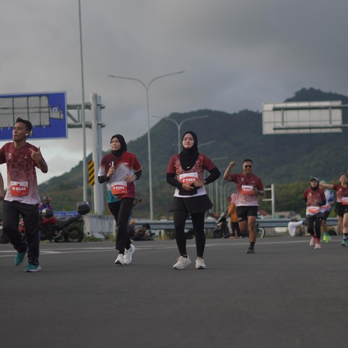 Race photo from KEDIRI HALF MARATHON 2026