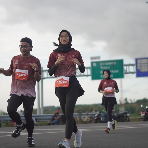 Race photo from KEDIRI HALF MARATHON 2026