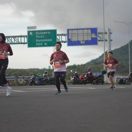Race photo from KEDIRI HALF MARATHON 2026