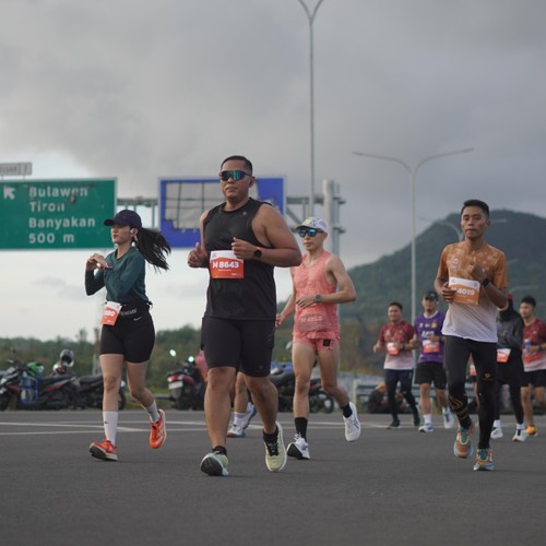 Race photo from KEDIRI HALF MARATHON 2026