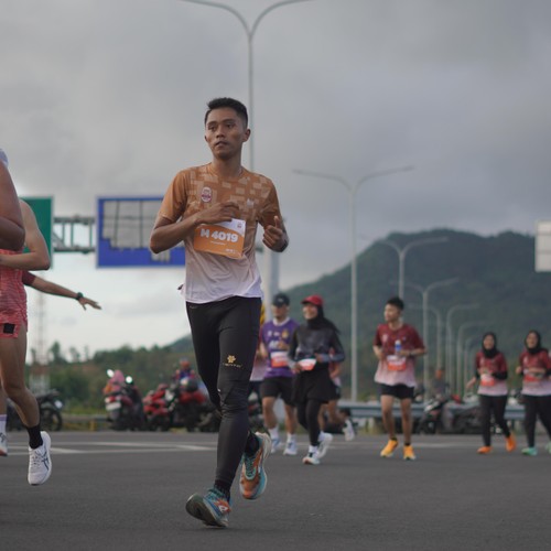 Race photo from KEDIRI HALF MARATHON 2026