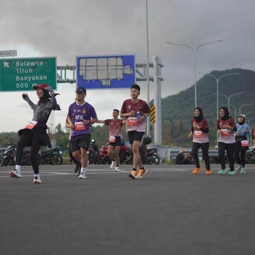 Race photo from KEDIRI HALF MARATHON 2026