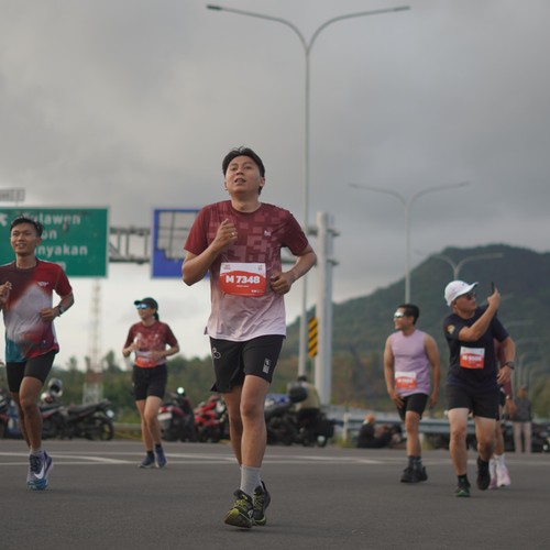 Race photo from KEDIRI HALF MARATHON 2026
