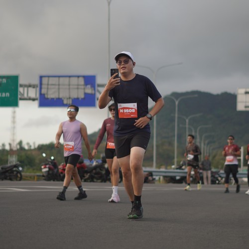 Race photo from KEDIRI HALF MARATHON 2026