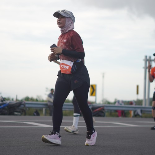 Race photo from KEDIRI HALF MARATHON 2026