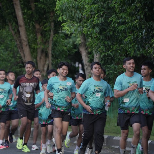 Race photo from VIBES AND STRENGTH CAMP ABR 2025