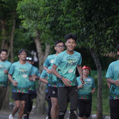 Race photo from VIBES AND STRENGTH CAMP ABR 2025