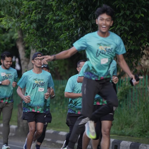 Race photo from VIBES AND STRENGTH CAMP ABR 2025