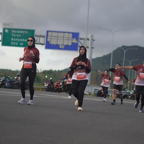 Race photo from KEDIRI HALF MARATHON 2026