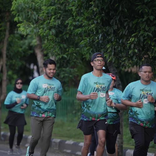 Race photo from VIBES AND STRENGTH CAMP ABR 2025