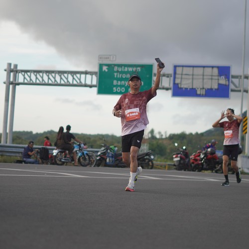 Race photo from KEDIRI HALF MARATHON 2026