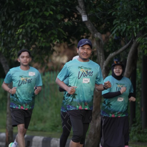 Race photo from VIBES AND STRENGTH CAMP ABR 2025