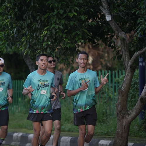 Race photo from VIBES AND STRENGTH CAMP ABR 2025