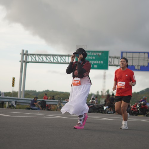 Race photo from KEDIRI HALF MARATHON 2026