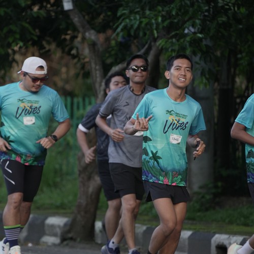 Race photo from VIBES AND STRENGTH CAMP ABR 2025