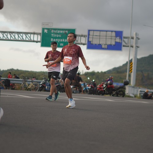 Race photo from KEDIRI HALF MARATHON 2026