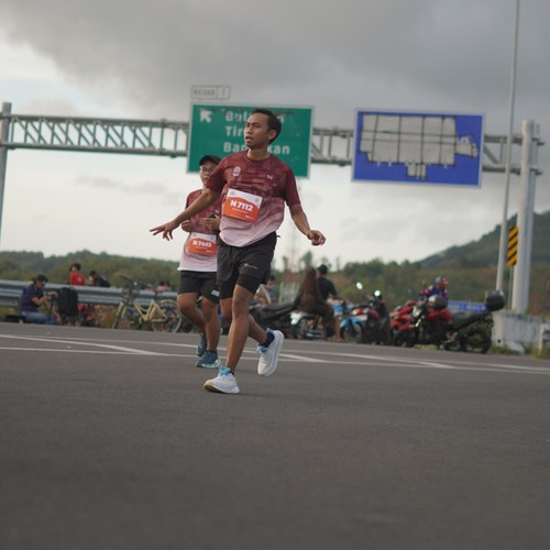 Race photo from KEDIRI HALF MARATHON 2026