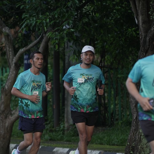 Race photo from VIBES AND STRENGTH CAMP ABR 2025