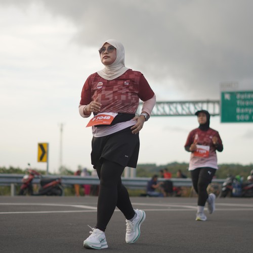 Race photo from KEDIRI HALF MARATHON 2026