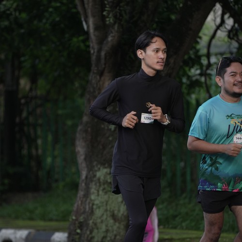 Race photo from VIBES AND STRENGTH CAMP ABR 2025